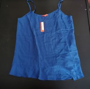 100% Silk top. Size Large, bnwt